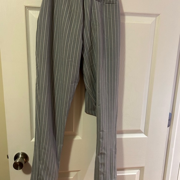 Pants - Picture 2 of 3